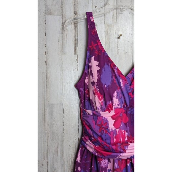 D & Co. Beach Swimsuit One Piece Size 14 Red Purple Swim Pool - Picture 4 of 16